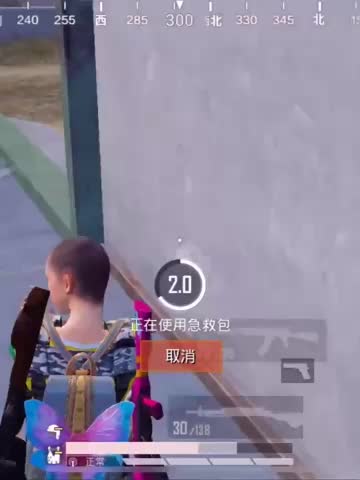 和平精英：没血打药对比，没人观战VS有人观战，看有人观战什么样