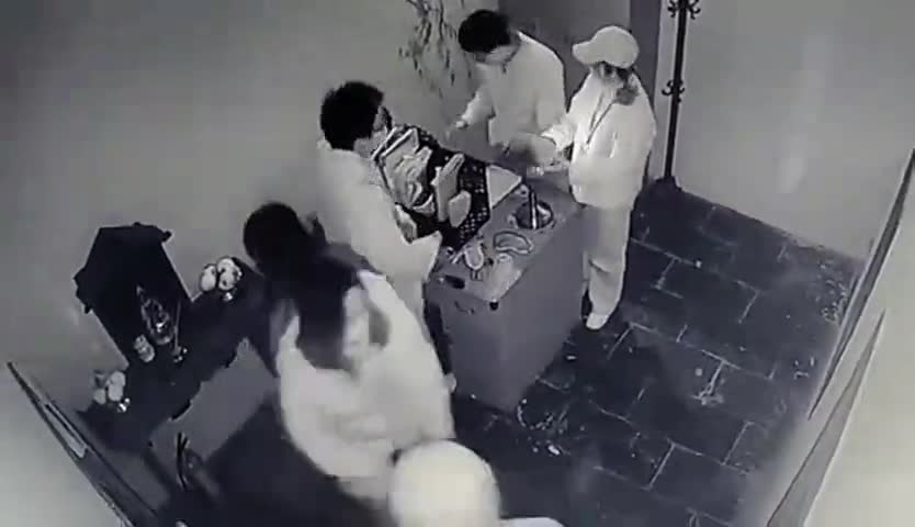 密室逃脱【林家宅三十七号十大鬼楼】游玩监控+合照