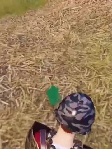 和平精英：自雷对比，漠北VS光子，看看漠北怎么自雷？