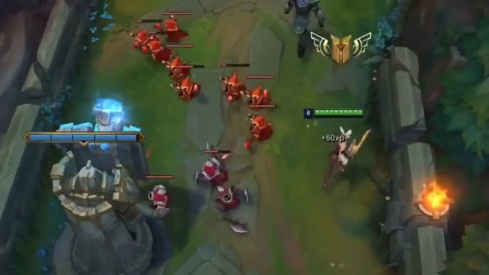 英雄联盟：上单锐雯太秀了，打的狗头都原地闪现了！