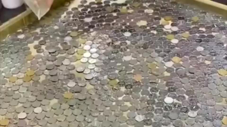 又一款坑顾客的游戏，这个要怎么铲啊？