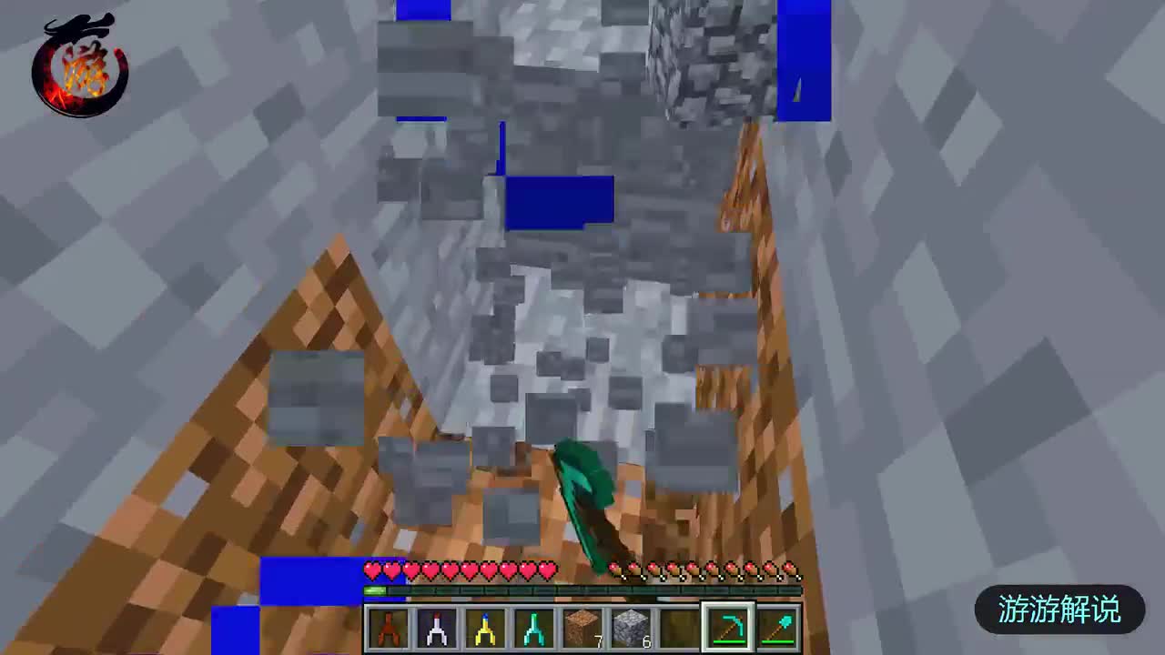 我的世界：探测器地下寻钻石与金锭？