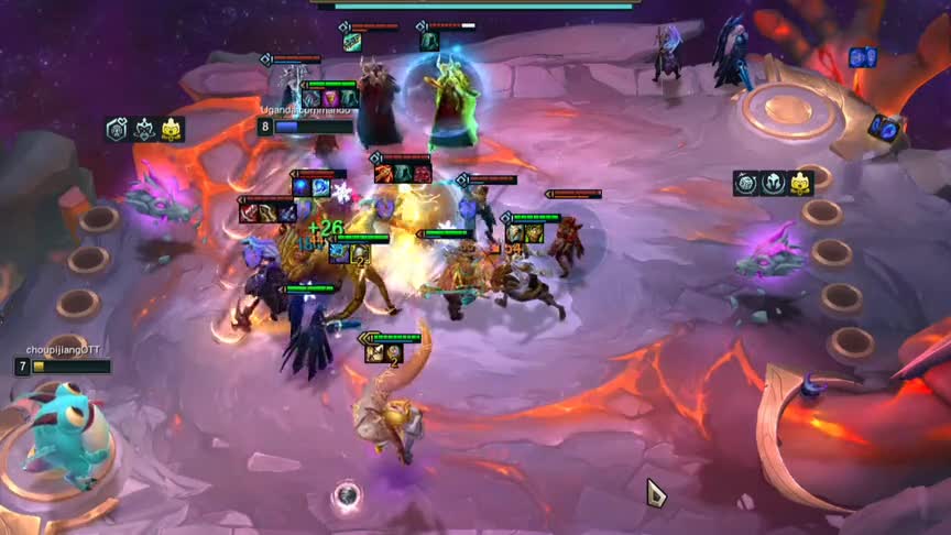 破案了兄弟们！这就是ez不喜欢佐伊的原因。