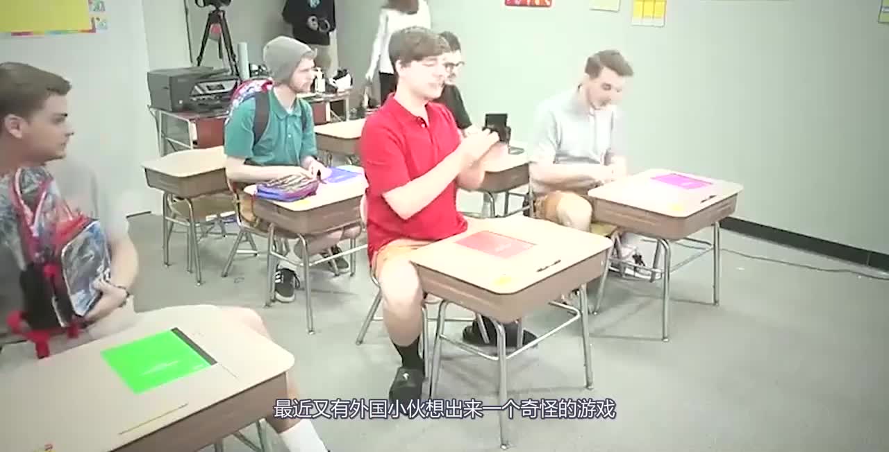 比赛玩法新升级，回学校考试获胜就有一万美金？感觉上了个假学