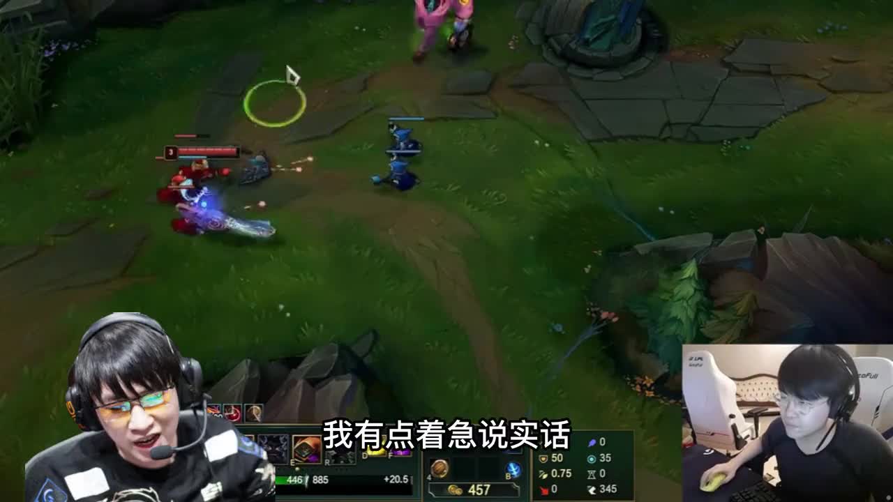 姿态与小虎Solo姿态这蒙多，小虎：被打失忆了吗