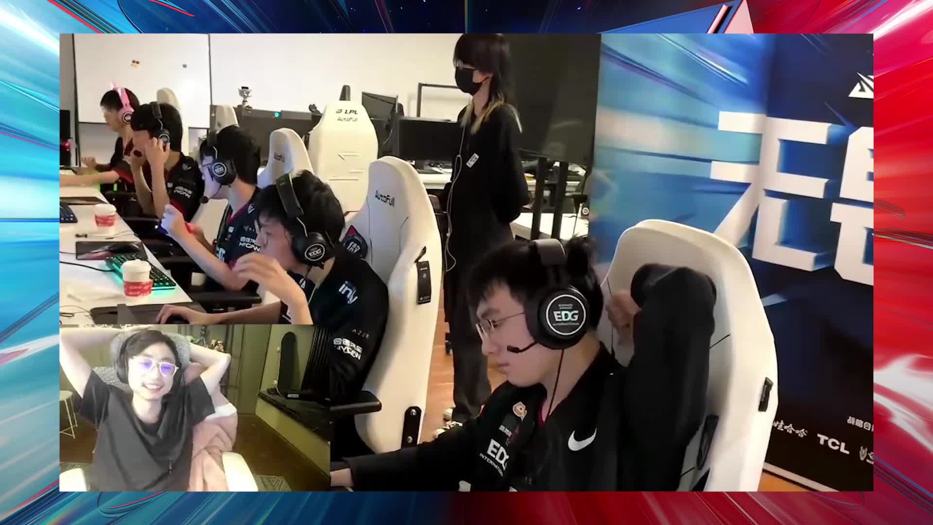 某选手状态堪比开G？水晶哥惊叹辣个男人“太团队了！”