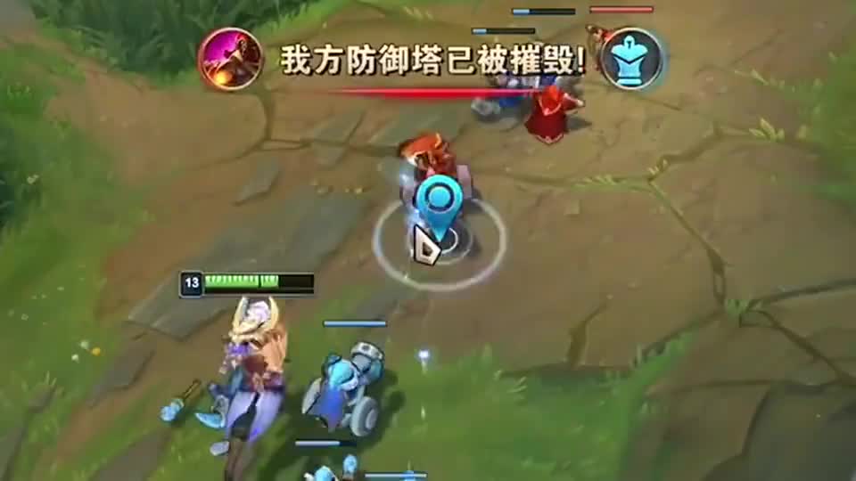 上路腕豪刚打完炮车就往中路传送，原来是女警上线了！