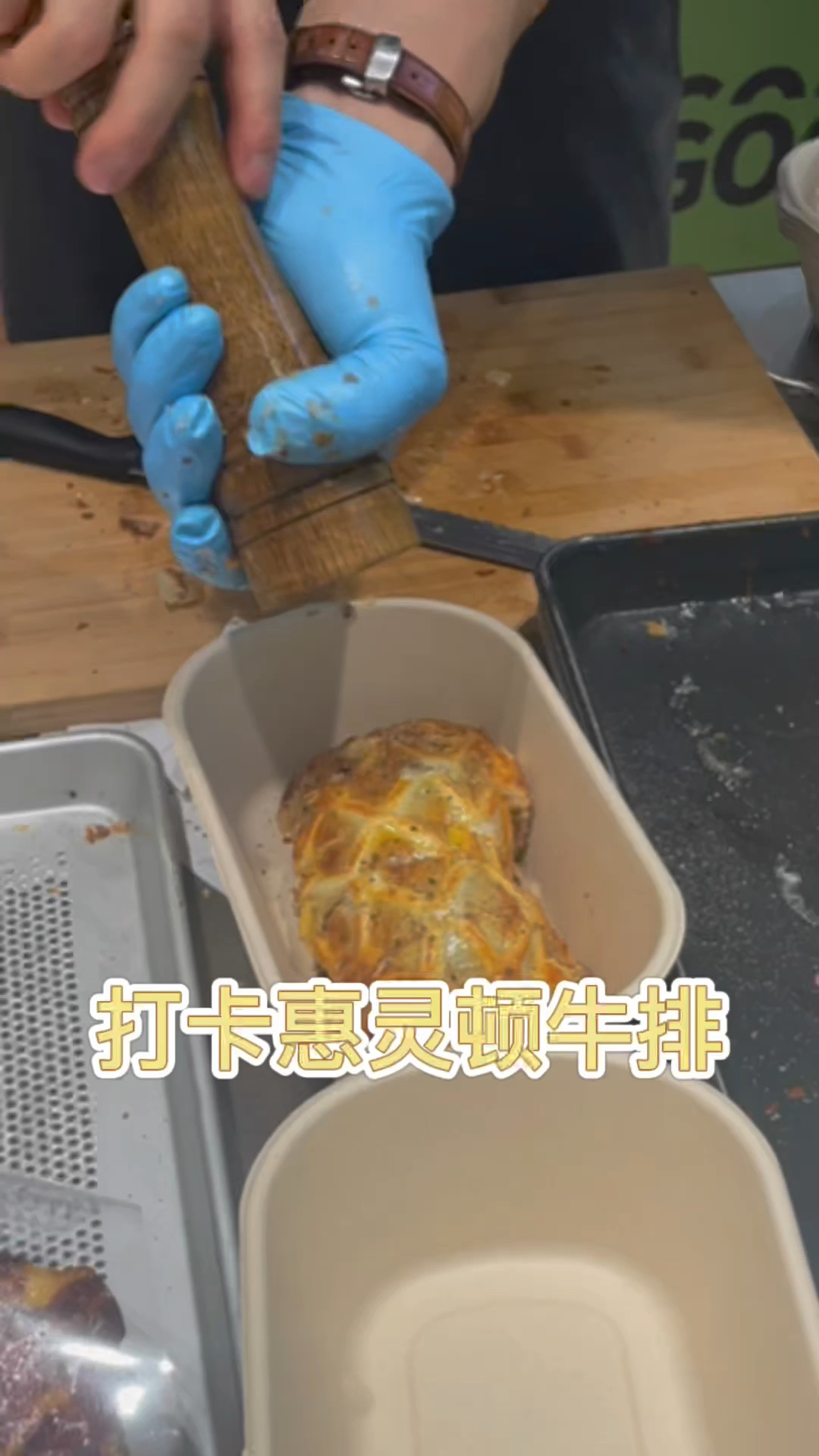 排了半天的队，还是值得的！哈哈哈