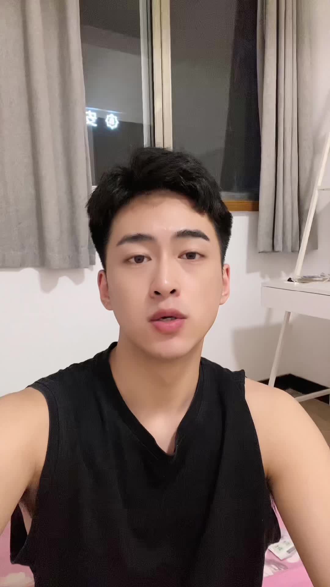 到此为止吧  祝你永远耀眼哈哈哈哈