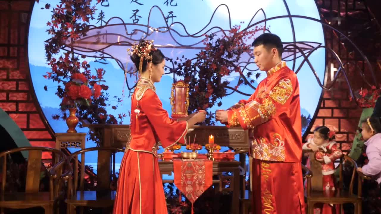 把这个环节放在仪式最后真的氛围感超级强 