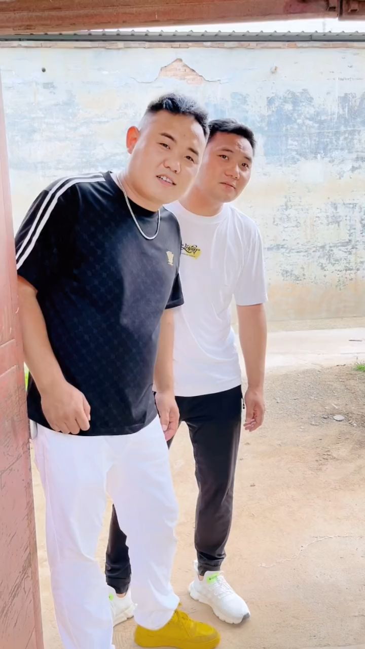 哎，最后不小心玩漏了。
