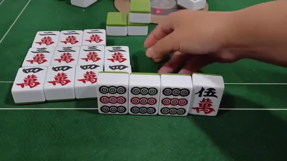 你以为杠这么多就能胡大牌吗？