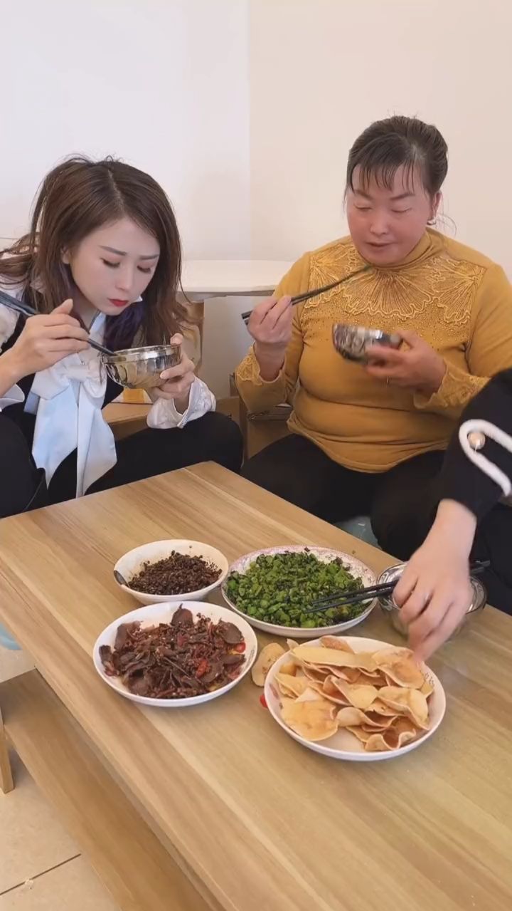 再一次确认我是充话费送的吗？