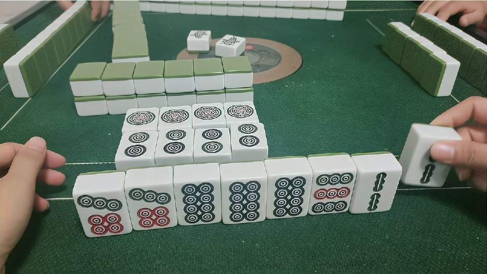 麻将\-开局就是杠连杠，这牌必须做大做强，再创辉煌！