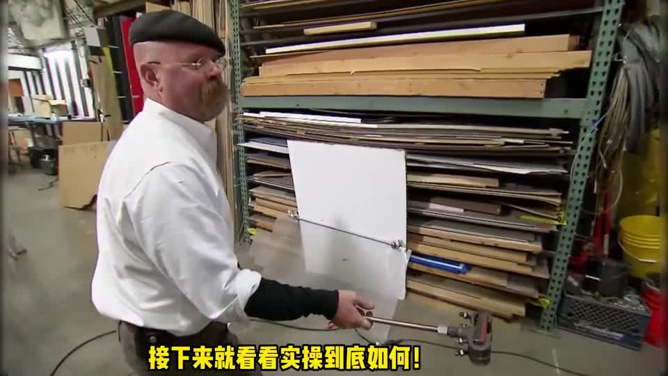 你能想象几秒钟粉刷一个房间吗