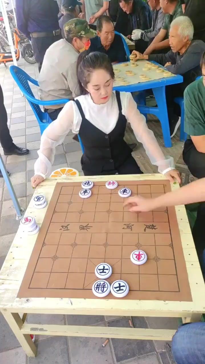 象棋残局 单车寡炮谁说瞎胡闹？