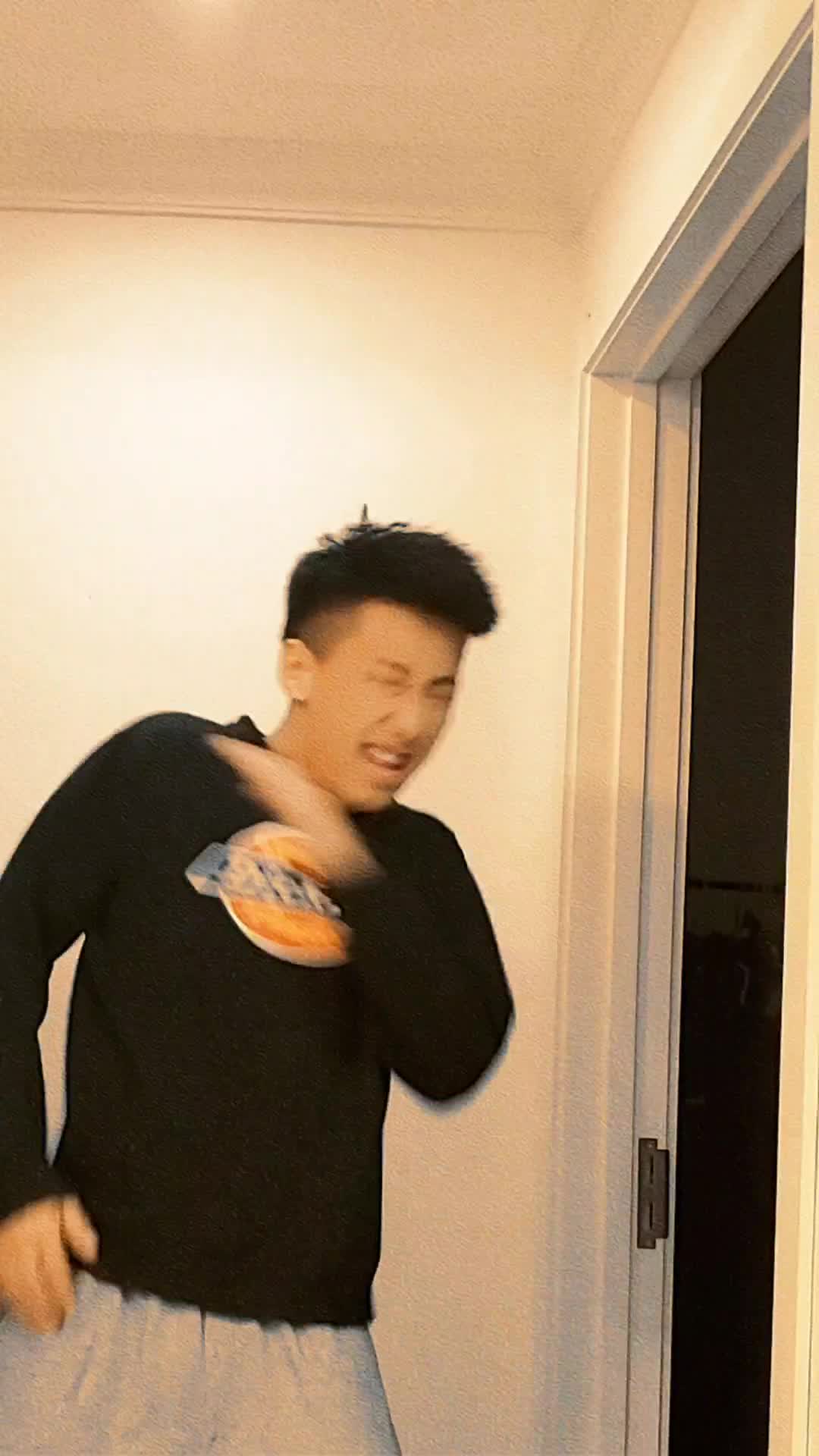 我炸不蒙你哈哈