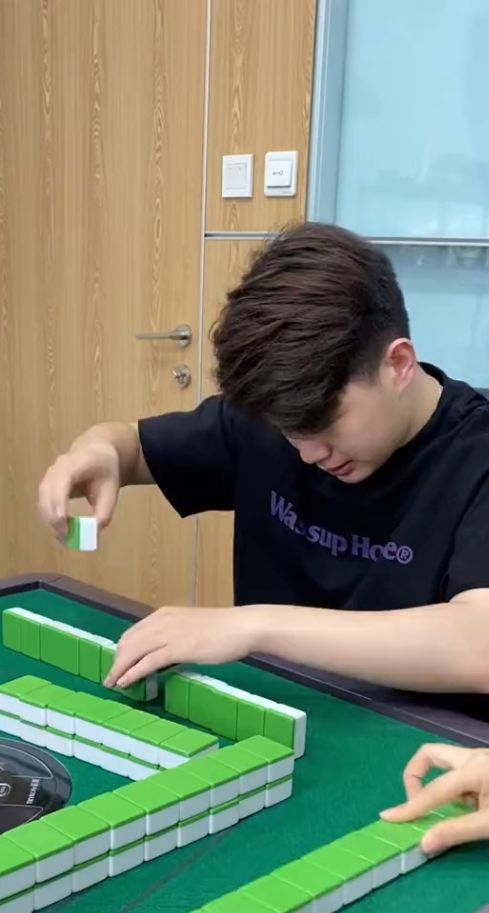 反转麻将：可以打乱了都能找到我的牌，运气真的不错