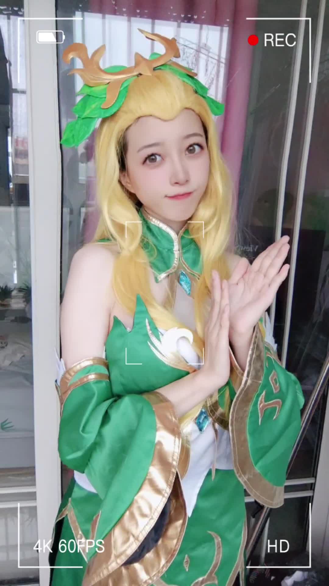 我本应该是世界上最温柔的女孩子，直到我打开了王者荣耀