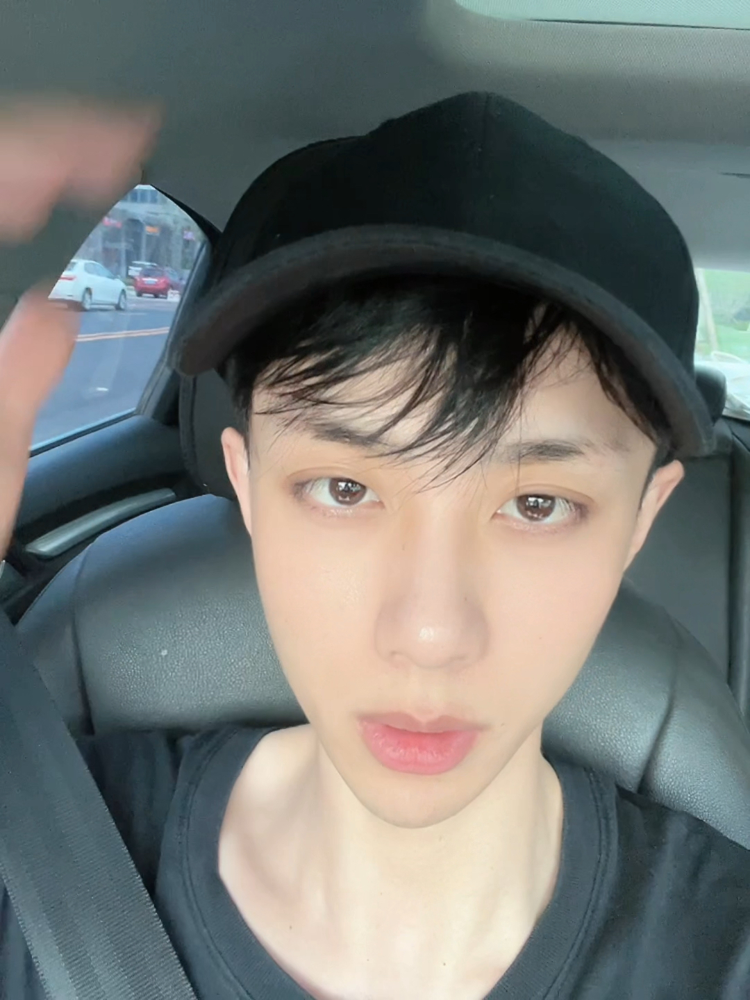 今天是小魔王哈哈哈