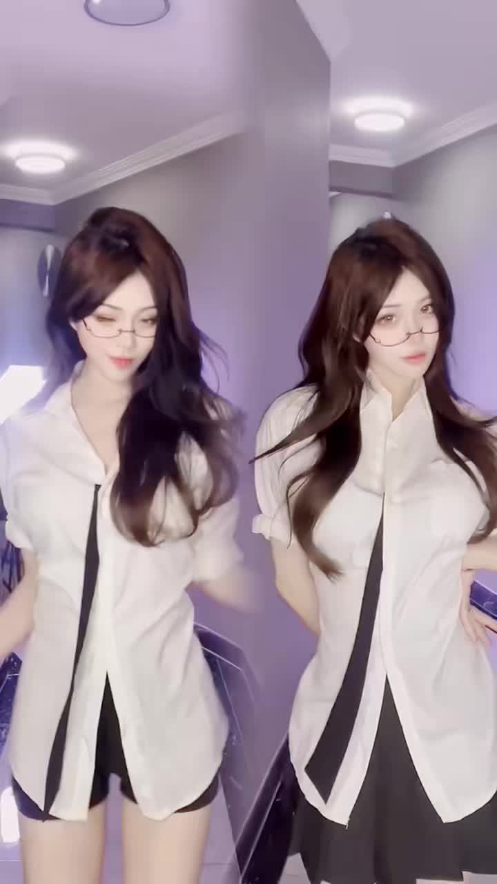 #春日暴击 #变装 评论区正能量