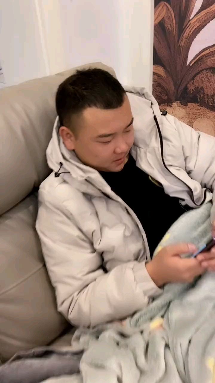 想打我直接说！