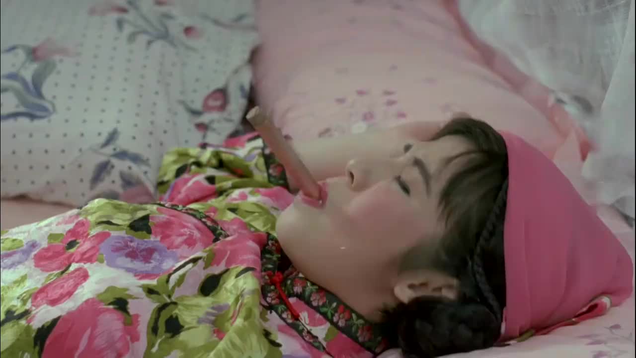 新僵尸先生：君姐迷恋英叔已久，结果上演了一出好戏