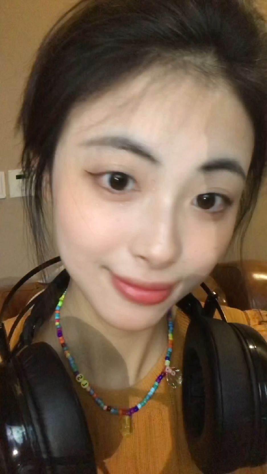 耶！还不错诶，我在发光了!光落在我身上也照亮了我