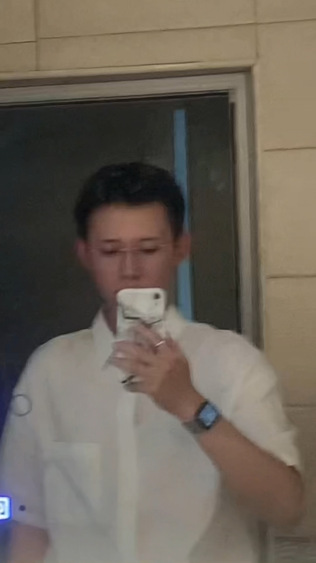 周天晚上真的很难快乐起来诶