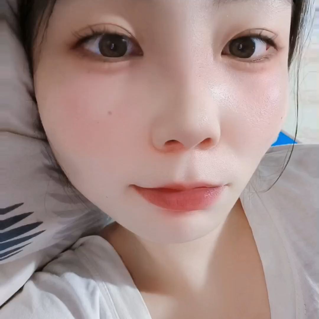 刷个脸，被特效可爱到了