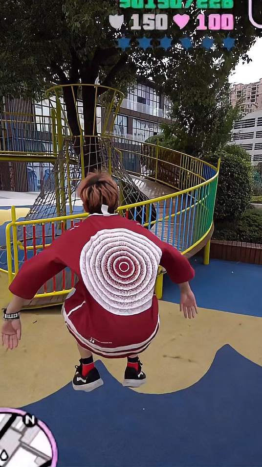 假如你生活在游戏中