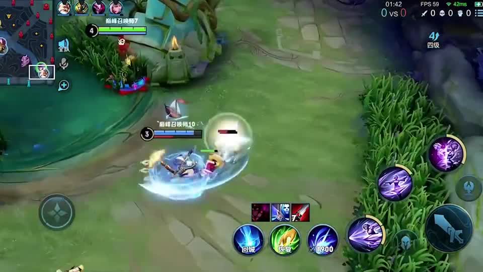 澜：这老头怎么不推塔，算了先清兵线