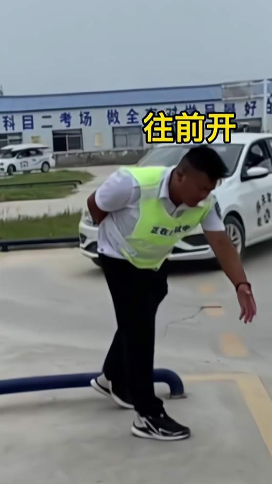我感觉也没毛病啊 这不也进去了嘛！