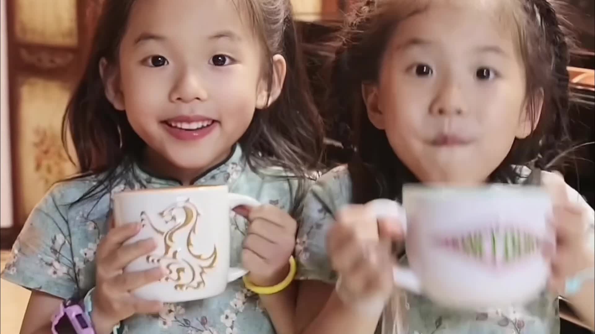 都和我碰杯是不是因为我特别可爱呀？