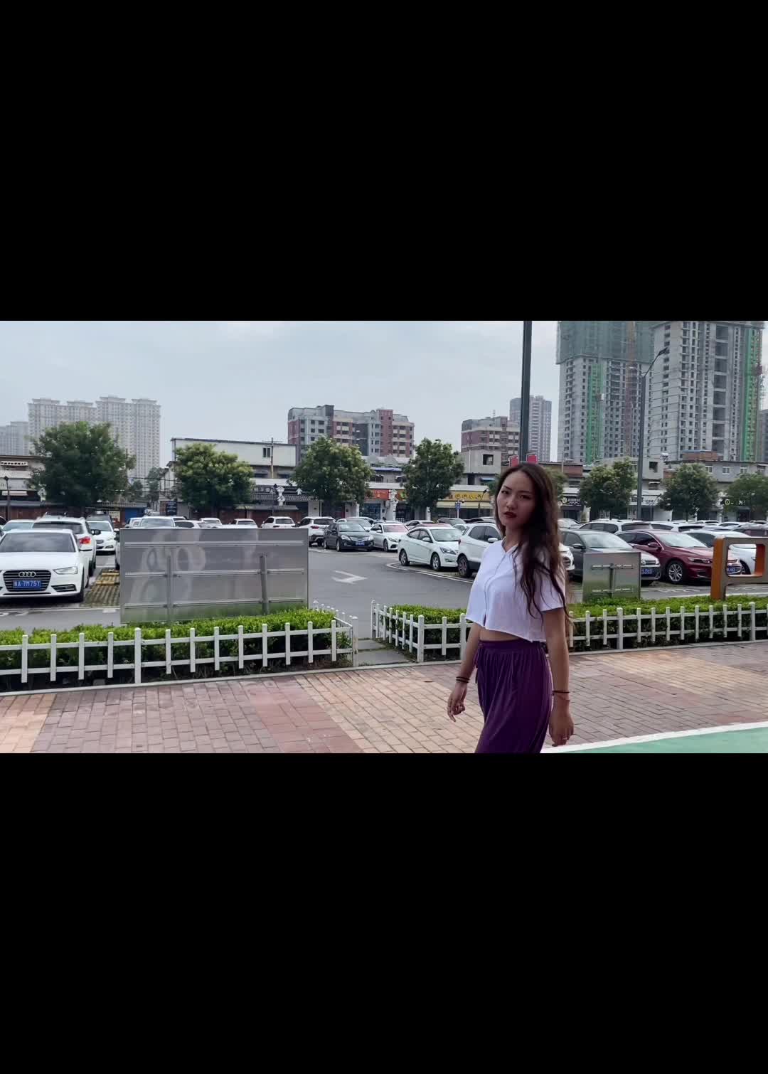 我太爱逃跑了 别人对我一点好我就要拼命找证据说这是假的