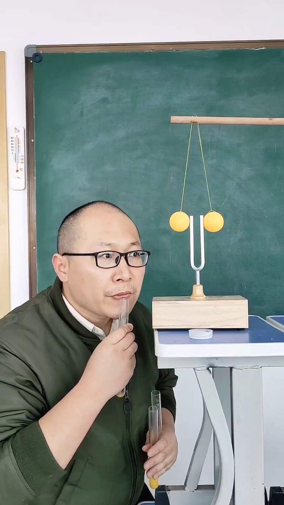唤醒你的不是闹铃，而是梦想！