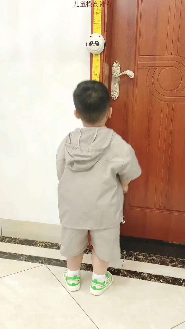 都说多蹦跳可以帮助长个，安排个！