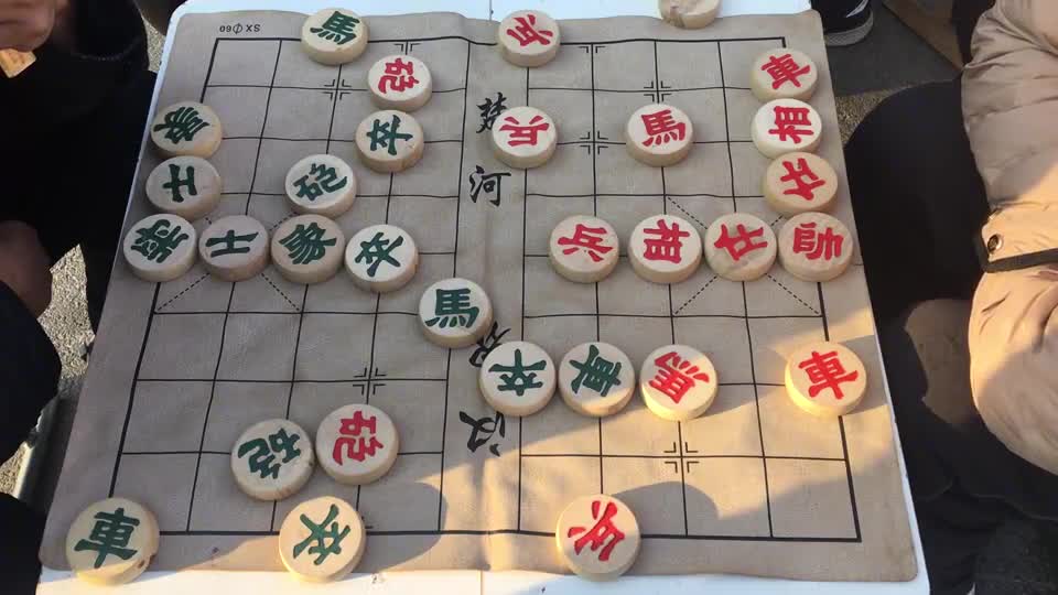 象棋：黑方前炮后車真要了对面的老命了，这棋太凶了，对面直接投降