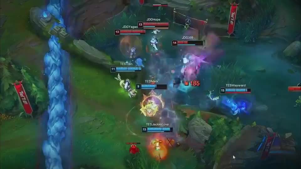 翻中翻！JDG远古龙惨遭TES翻盘，大黄一排四太关键了