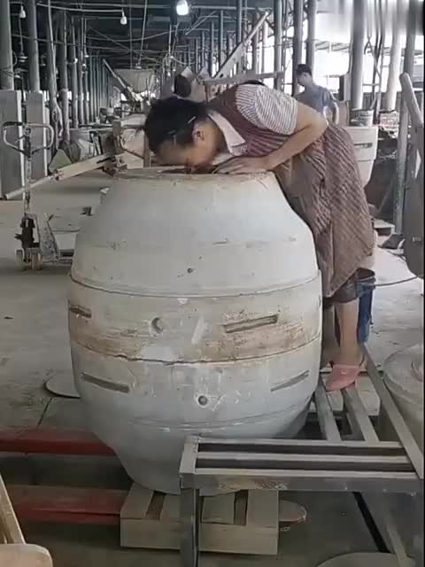 以后再也不骂队友回家玩泥巴了