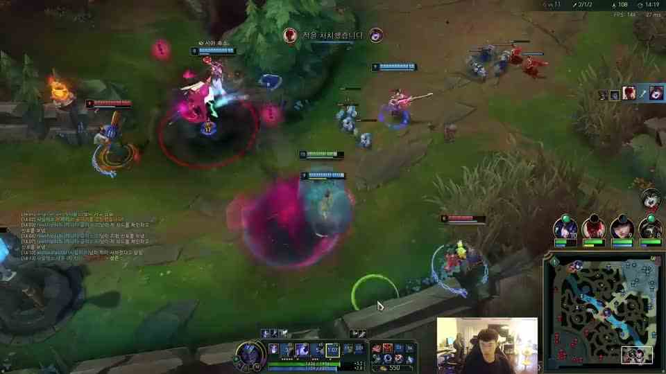 RNG小虎：塞拉斯偷泽丽大招伤害太高了，震一下可以打五六百的伤害