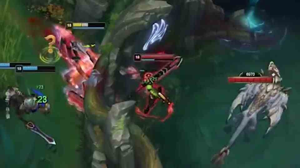 敌方的皇子只是有点瞎，我方的蝎子那是真傻啊！