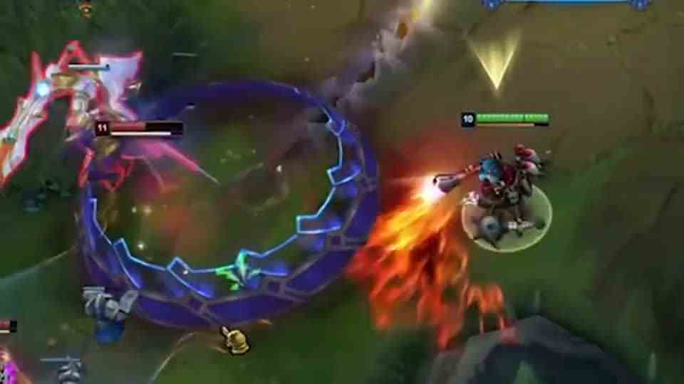 兰博这大招卡位不错，剑魔和盲僧只能被动挨打！