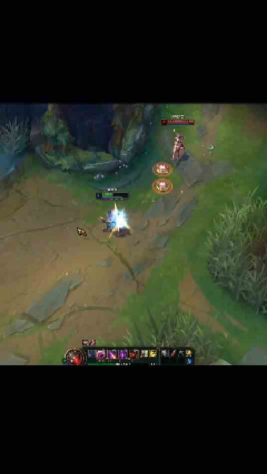 女警：这有点不公平吧！