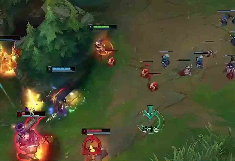 Uzi对线一级就开点，致命节奏女警太凶了，对面下路直接游戏结束