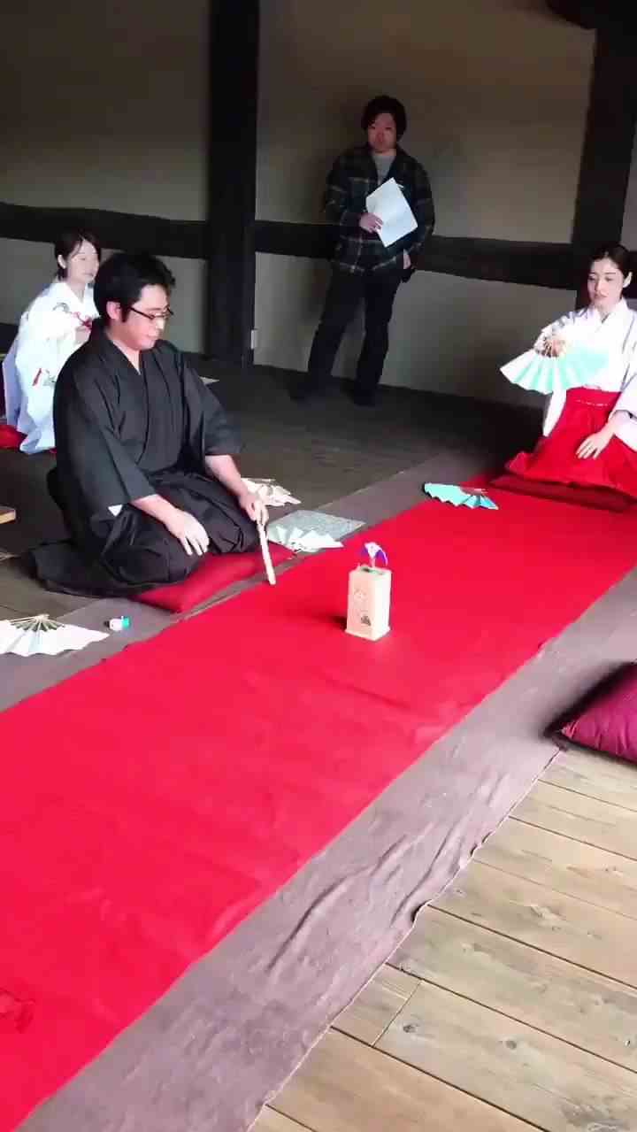 在一休和多啦A梦等动漫中也有出现过这个游戏