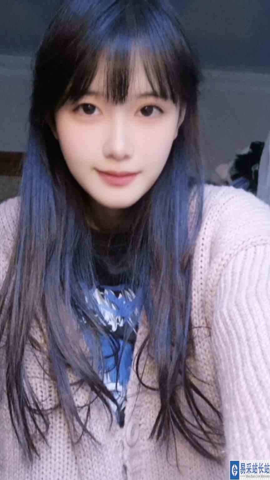 两个版本哪个好看嘞