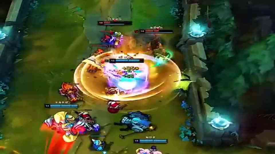 英雄联盟：天呐，这俄洛伊18级，这盖伦才13级