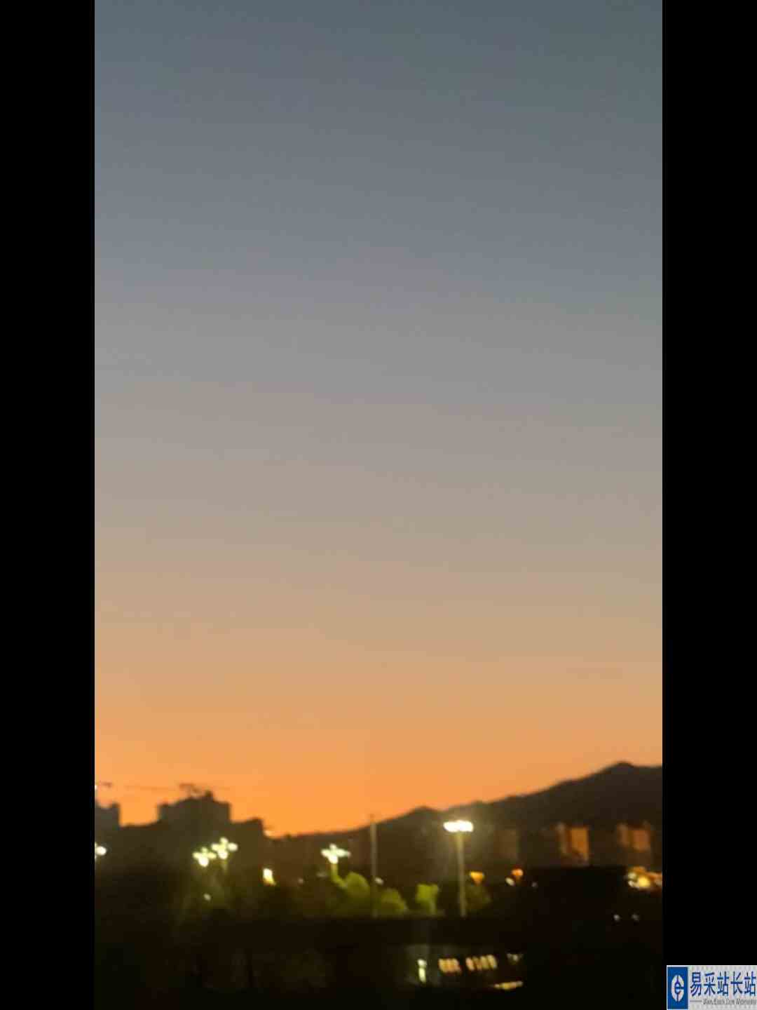 hhhh今天终于星期四了