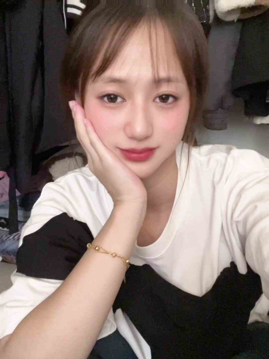 今天是加班的周六